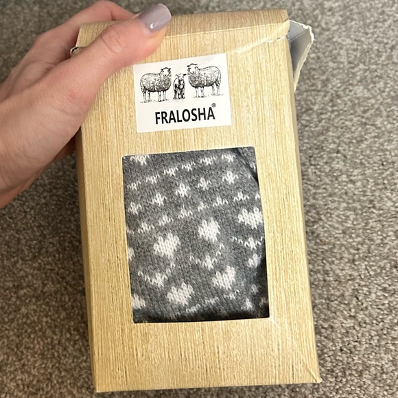 Fuzzy Warm Slipper Socks lined with Grippers - Picture 8 of 9